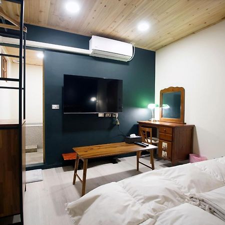 Pisces Youth Hostel Taitung Екстер'єр фото