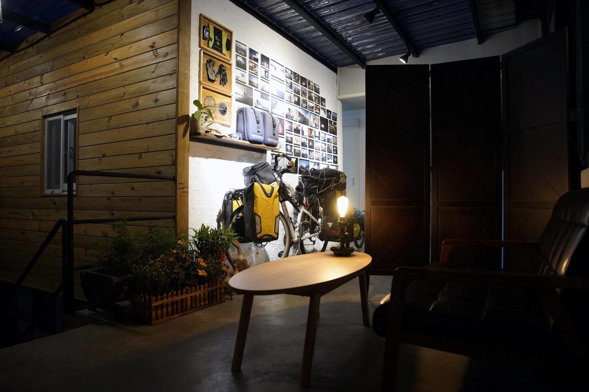 Pisces Youth Hostel Taitung Екстер'єр фото